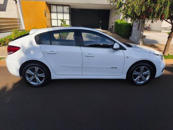 CHEVROLET CRUZE 1.8 LT SPORT6 16V FLEX 4P AUTOMÁTICO